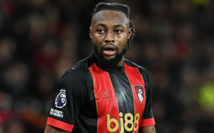 曼聯(lián)引援塞梅尼奧：堅守薪資結(jié)構(gòu)，競爭態(tài)勢復(fù)雜