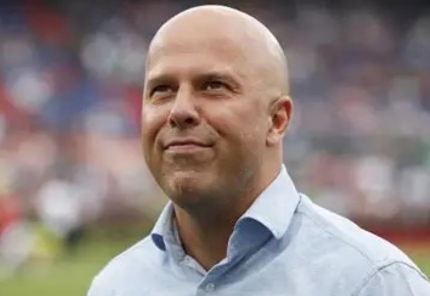 利物浦賽季困境與前景：競(jìng)爭(zhēng)、信任與變革的交織