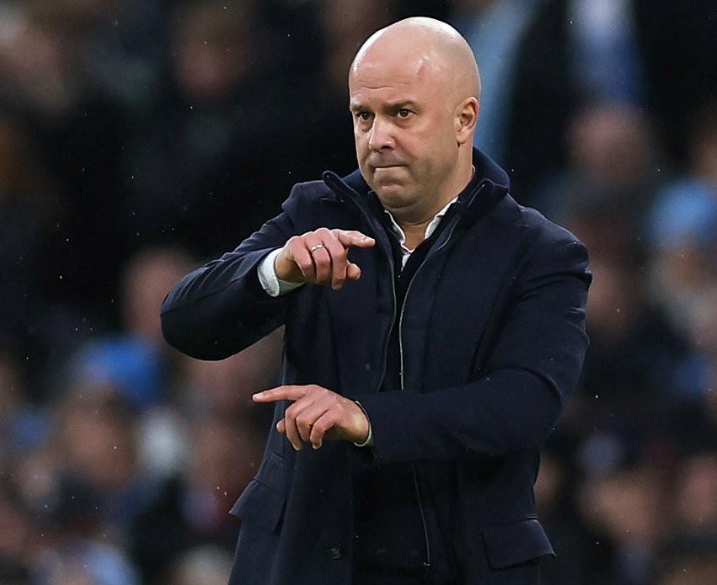 利物浦賽季困境與前景：競爭、信任與變革的交織